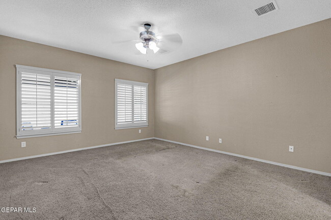 Building Photo - 3728 Tierra Aurora Dr