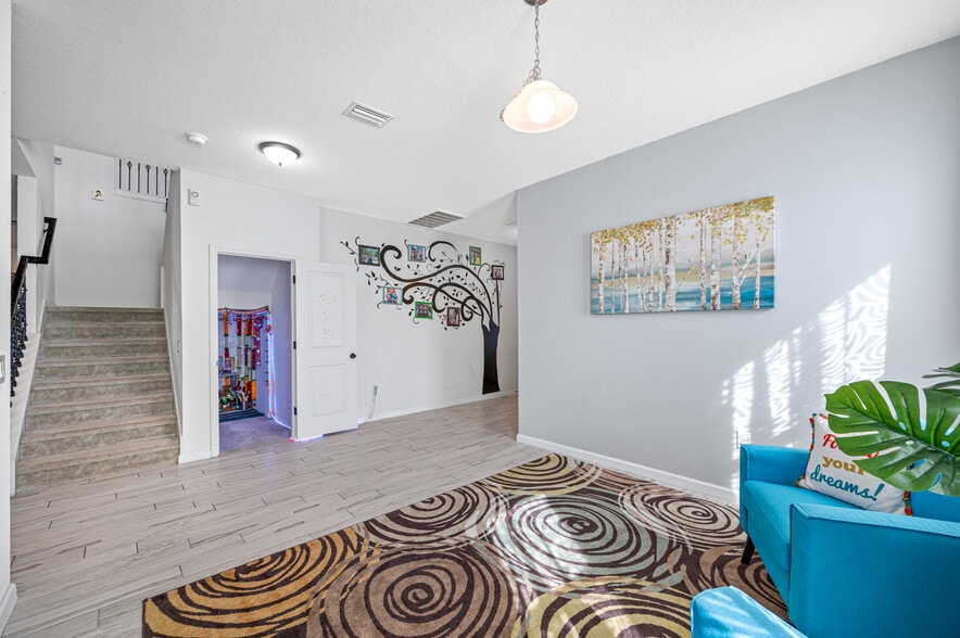 Building Photo - 12171 Moss Lake Loop