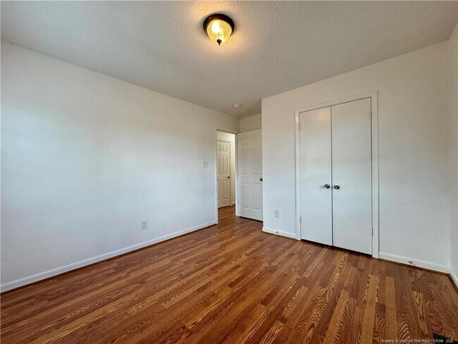 Building Photo - 703 Odell Rd