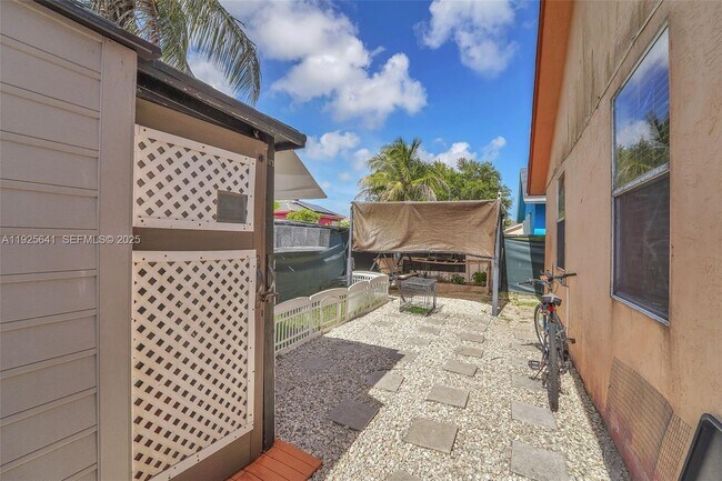 Building Photo - 12217 SW 203rd Terrace