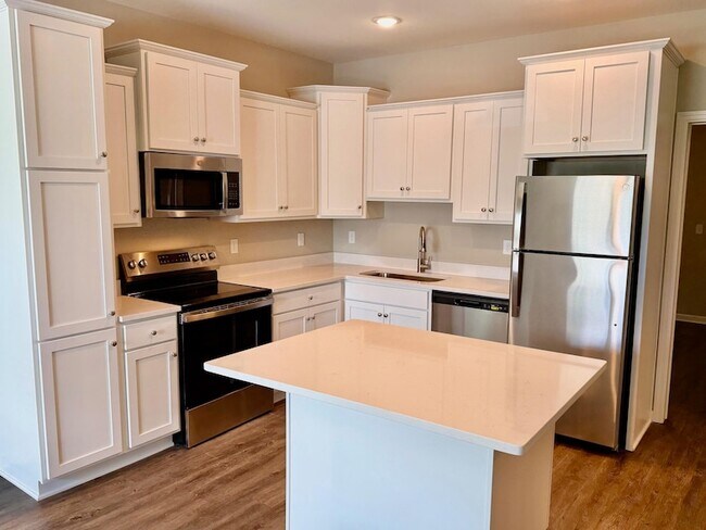 Building Photo - 1974 Midyette Rd