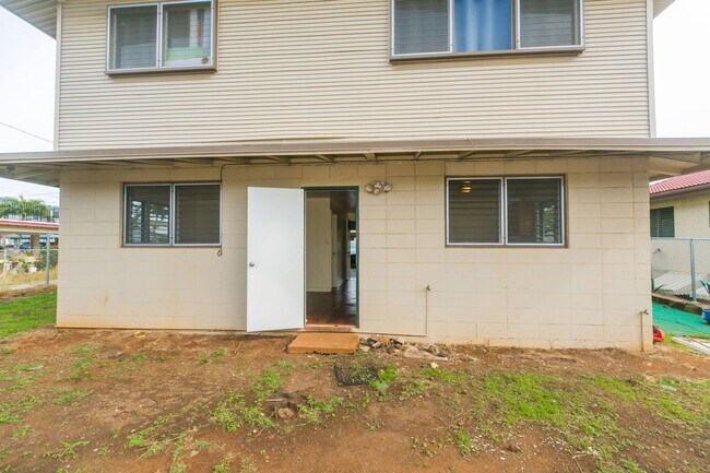 Building Photo - 1112 4th Ave