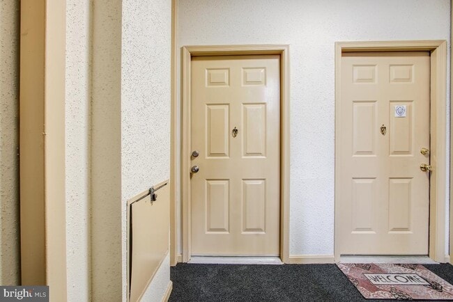 Building Photo - 20212 Shipley Terrace