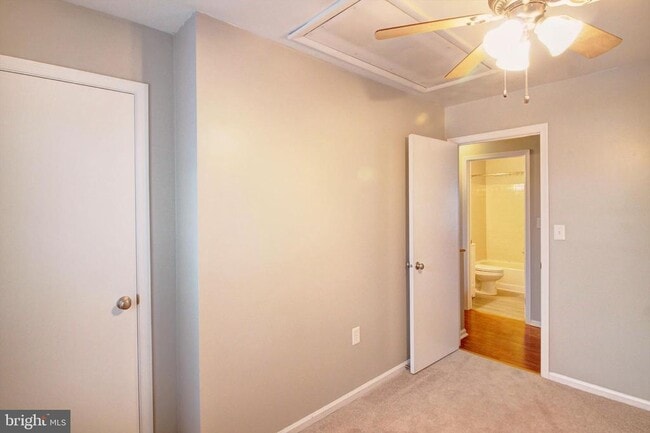 Building Photo - 101 S Oak Cliff Ct