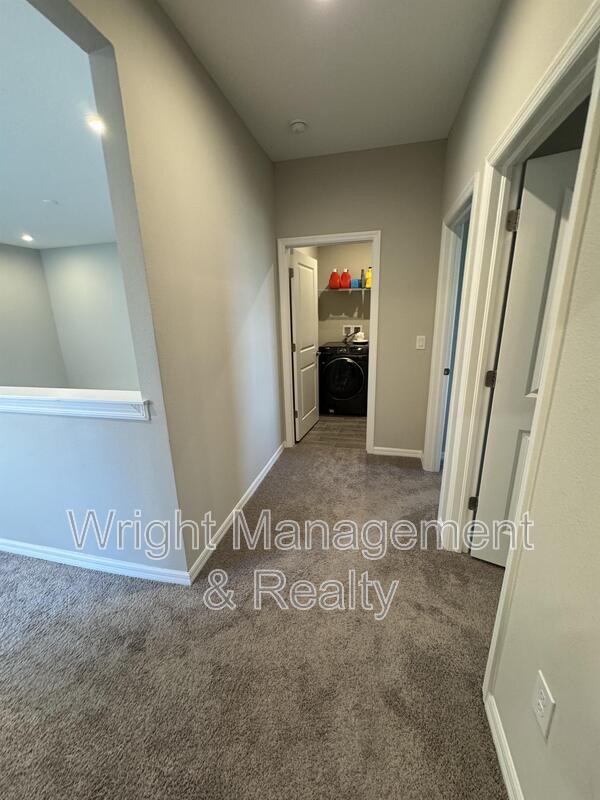 Building Photo - 13823 Rangeland Blvd