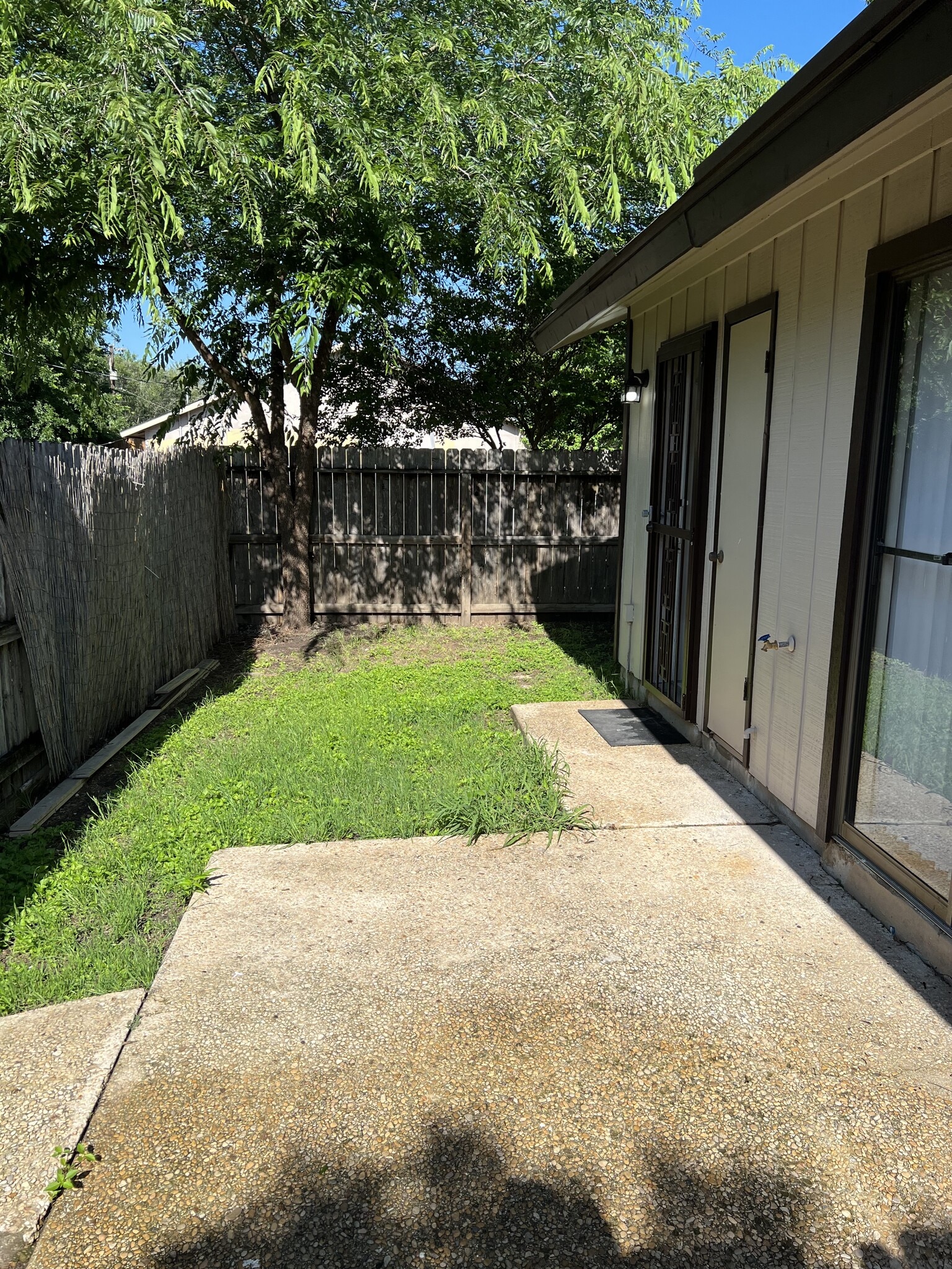 Building Photo - 5302 Gawain Dr