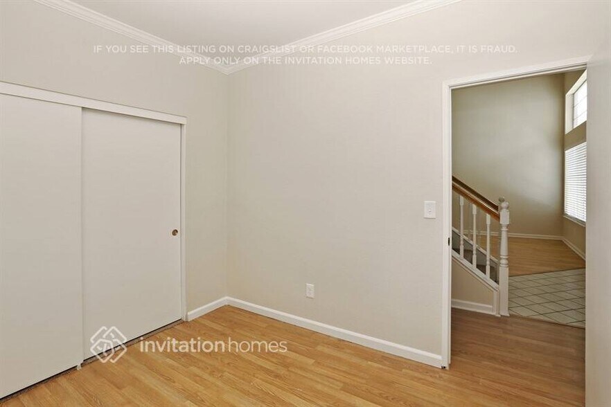 Building Photo - 5537 Blue Sapphire Way