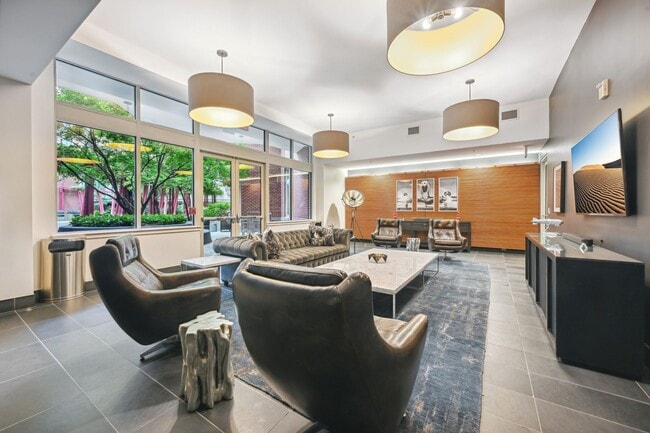 Building Photo - 1BR w/ Parking, Pool, & Fitness Center plu...