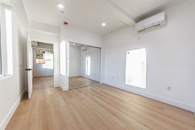 Building Photo - 1656 S Hayworth Ave