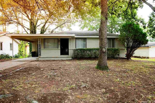 Primary Photo - 11 Fairmont Dr