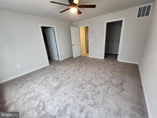 Building Photo - 152 Telluride Wy