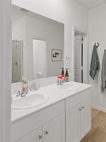 Building Photo - 1100 Flameleaf Dr