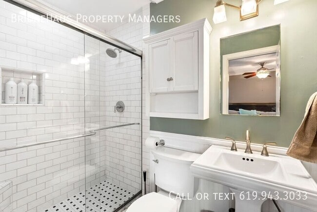 Building Photo - 6702 Birchwood St