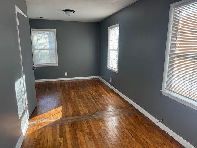 Building Photo - 1256 N 9th St