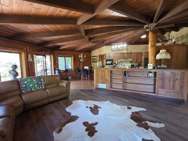 Building Photo - $3,500/month | 2 BD + Bonus Lower Level | 2 BA | 1,327 sq ft | 5.61 Acres | Detached 2-Car Garage