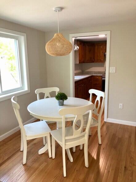 Dining Area - 3 14th St