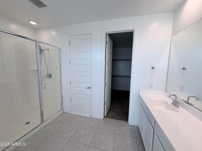 Building Photo - 12471 W Forest Pleasant Pl