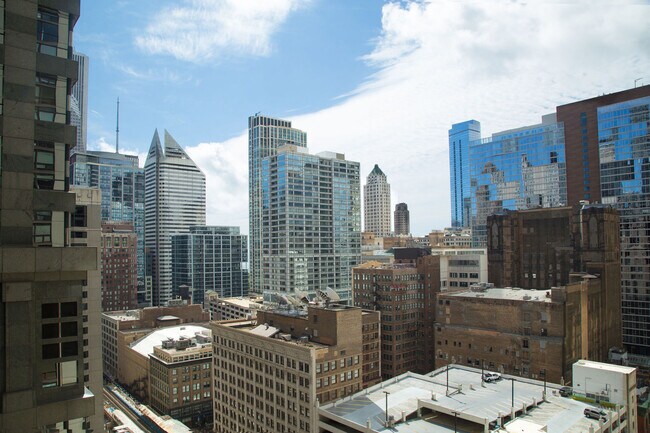 Building Photo - 200 N Dearborn St