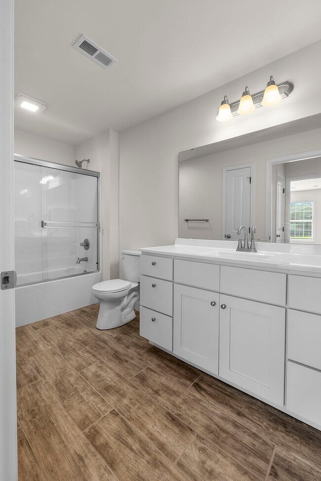 Building Photo - 34/38 Benton Hill