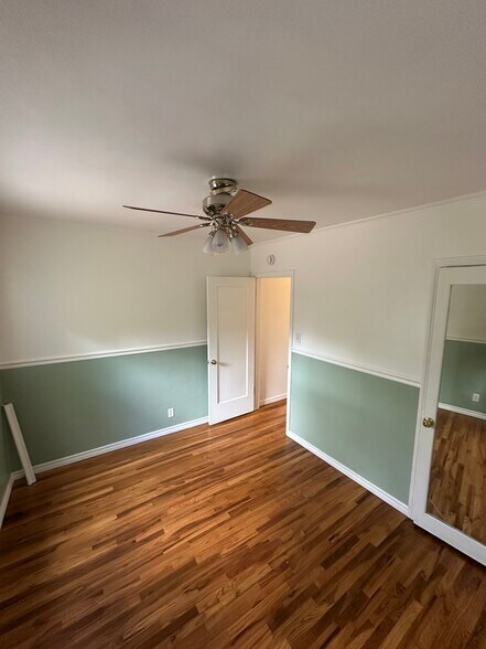 Building Photo - 920 Vine St