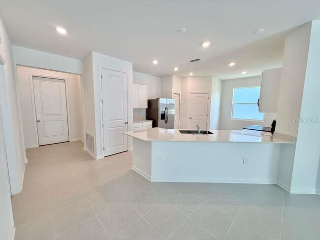 Building Photo - 3483 Mud Cyn Dr