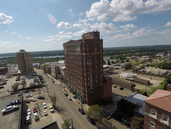 The Vicksburg is the tallest building in town - The Vicksburg