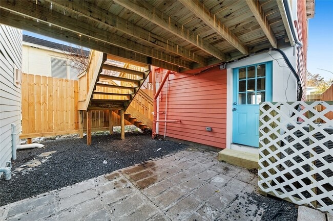 Building Photo - 6911 Avenue O