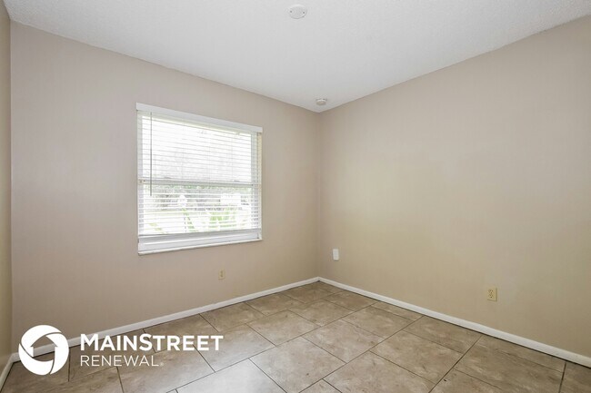 Building Photo - 574 Sundown Ct