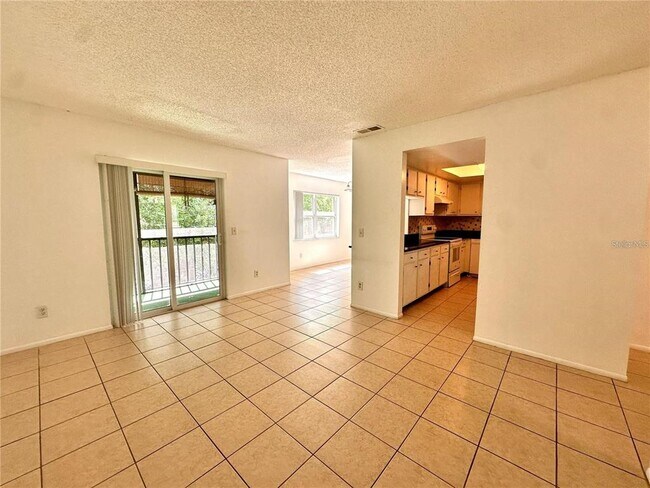 Building Photo - 9903 Turf Way