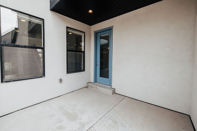 Building Photo - Stunning 4 Bedroom Home in Lehi with Great Amenities!