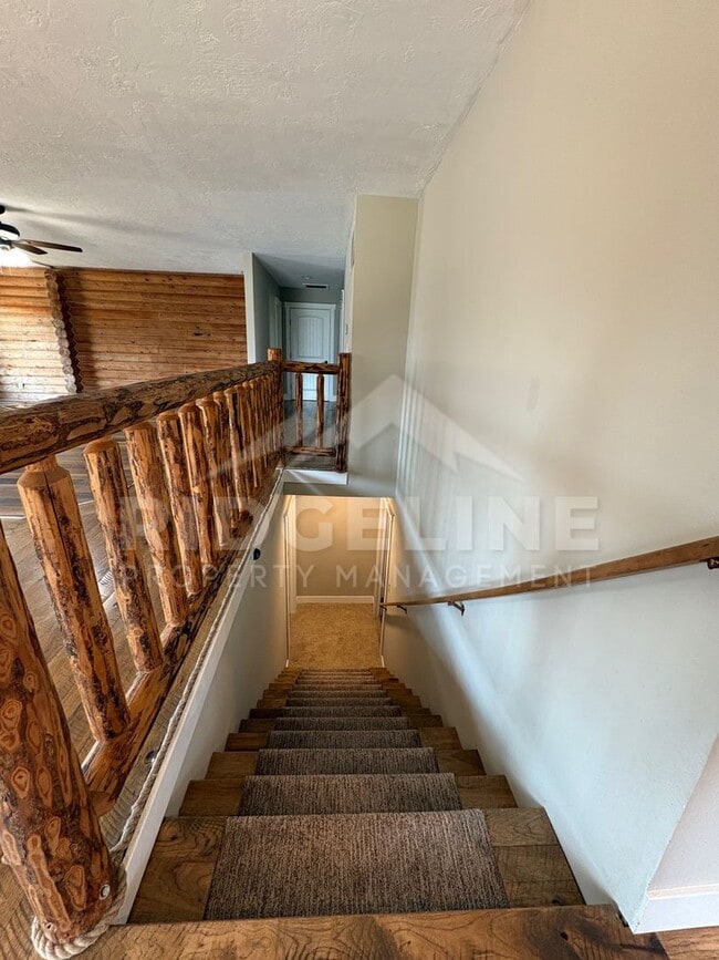 Building Photo - 948 N 900 E