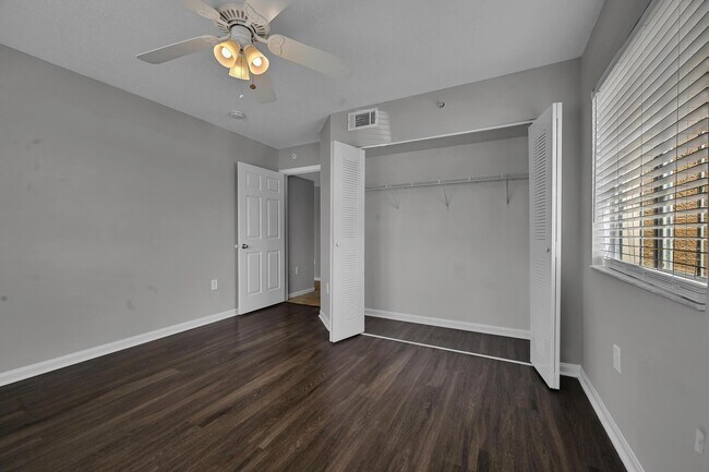 Building Photo - 3638 NW Mediterranean Ln