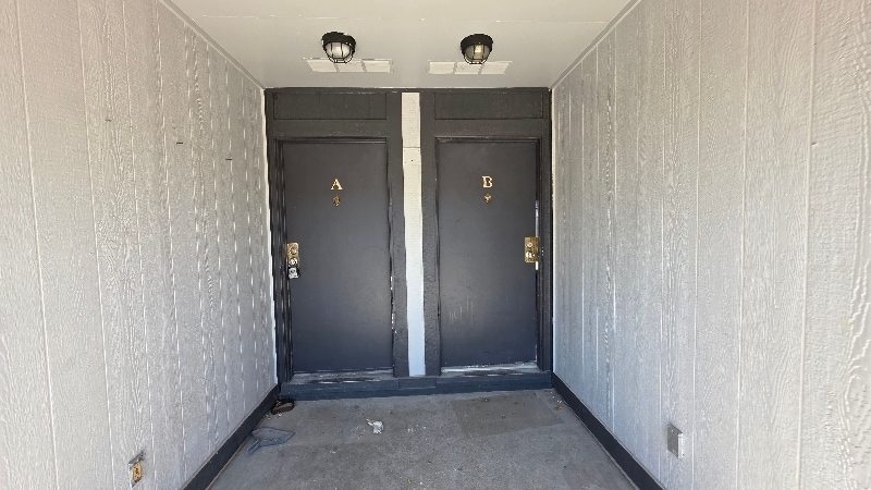 Primary Photo - 6370 Monaco St