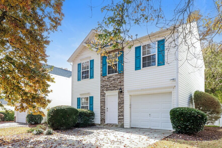 Building Photo - 235 Osmanthus Way