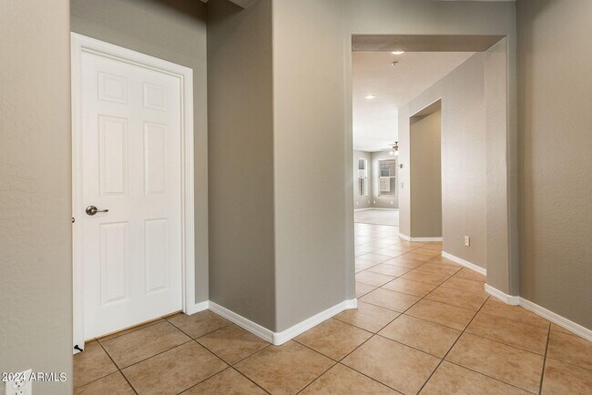 Building Photo - 30153 N 71st Dr
