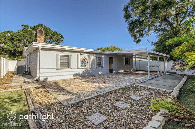 Building Photo - 3 br, 2 bath House - 6685 26Th Way N UNIT