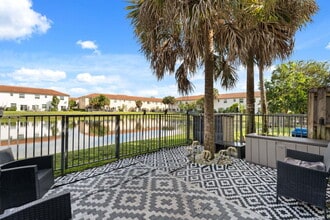 Building Photo - 5313 Ashley River Rd