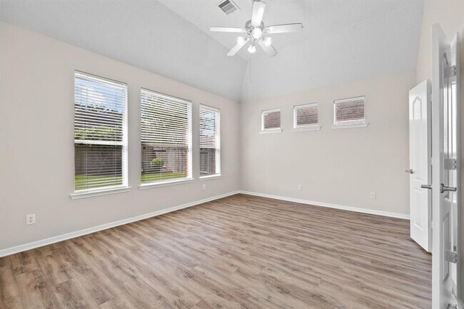 Building Photo - 3410 Walden Creek Ln