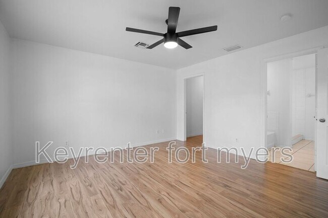 Building Photo - 3011 50th St SW