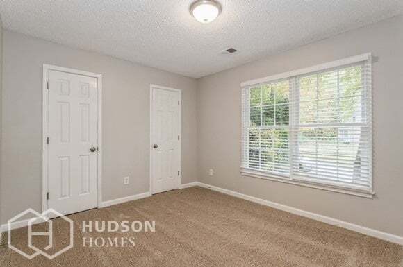Building Photo - NOW AVAILABLE! -  2660 Ashley Dr, Marietta...