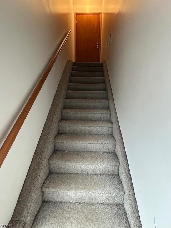 Building Photo - 65 Finderne Ave