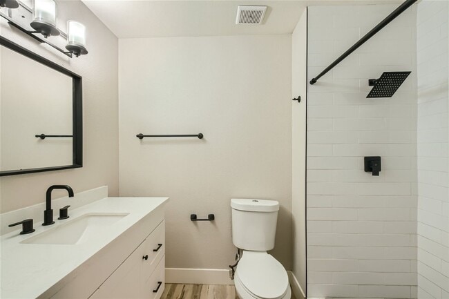 Building Photo - STUNNINGLY REMODELED Single Story Home wit...