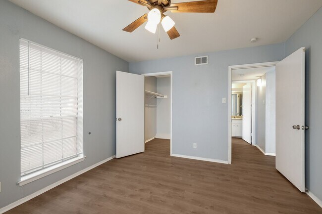 Building Photo - Downstairs 1/1 in Historic Monte Vista