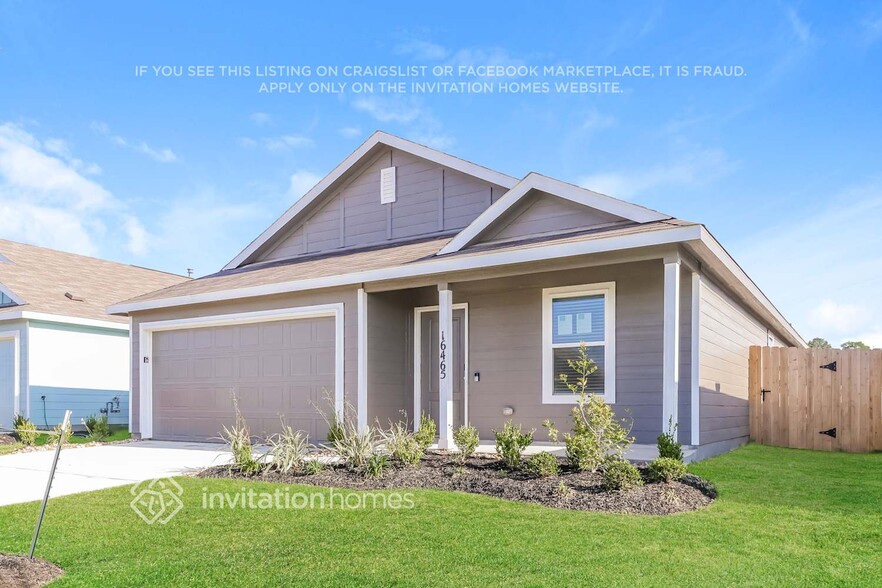 Building Photo - 16465 Blossom Grv Dr