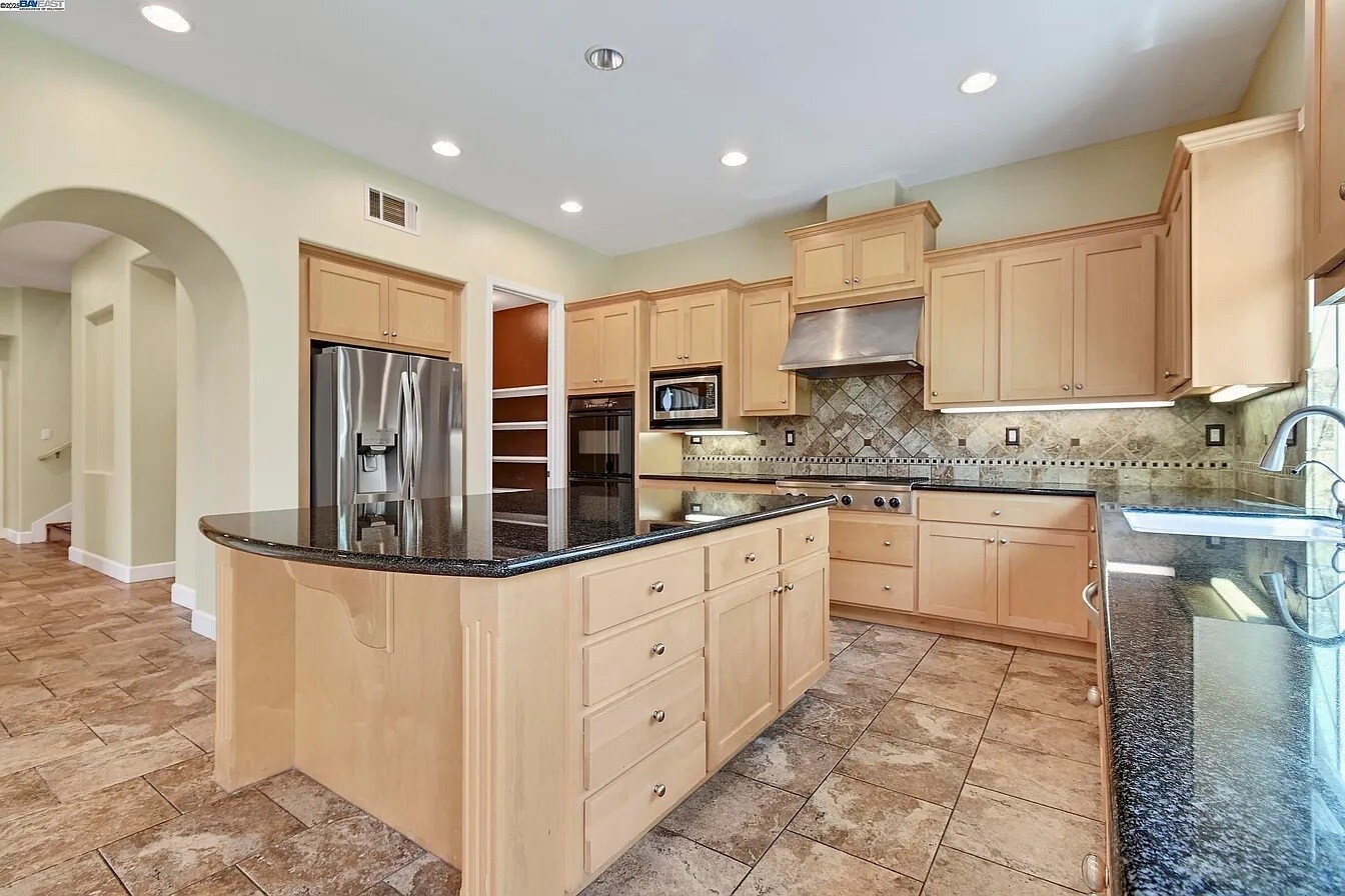 Building Photo - 3100 Tewksbury Way