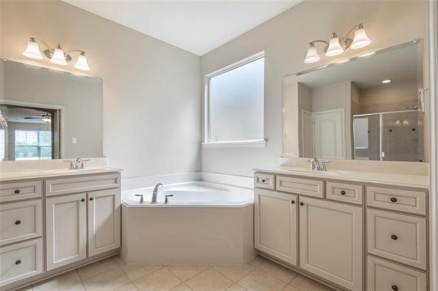 Building Photo - 8008 Choctaw Ln