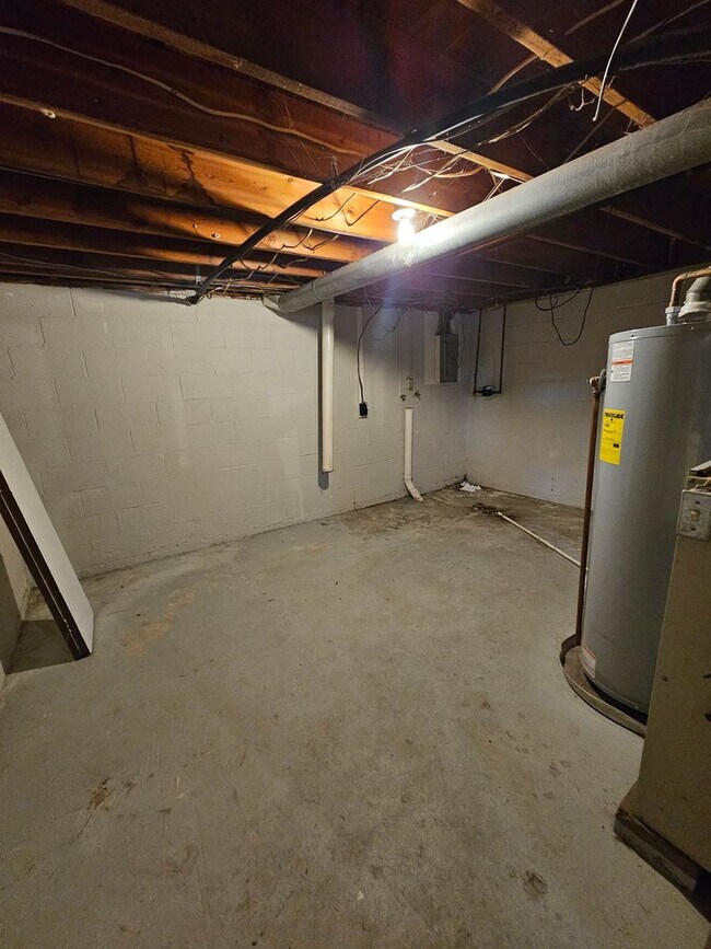 Building Photo - 189 Park Ave