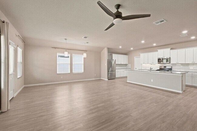 Building Photo - Bright Open Floor Plan | Solar Panels | Resort-Style Community