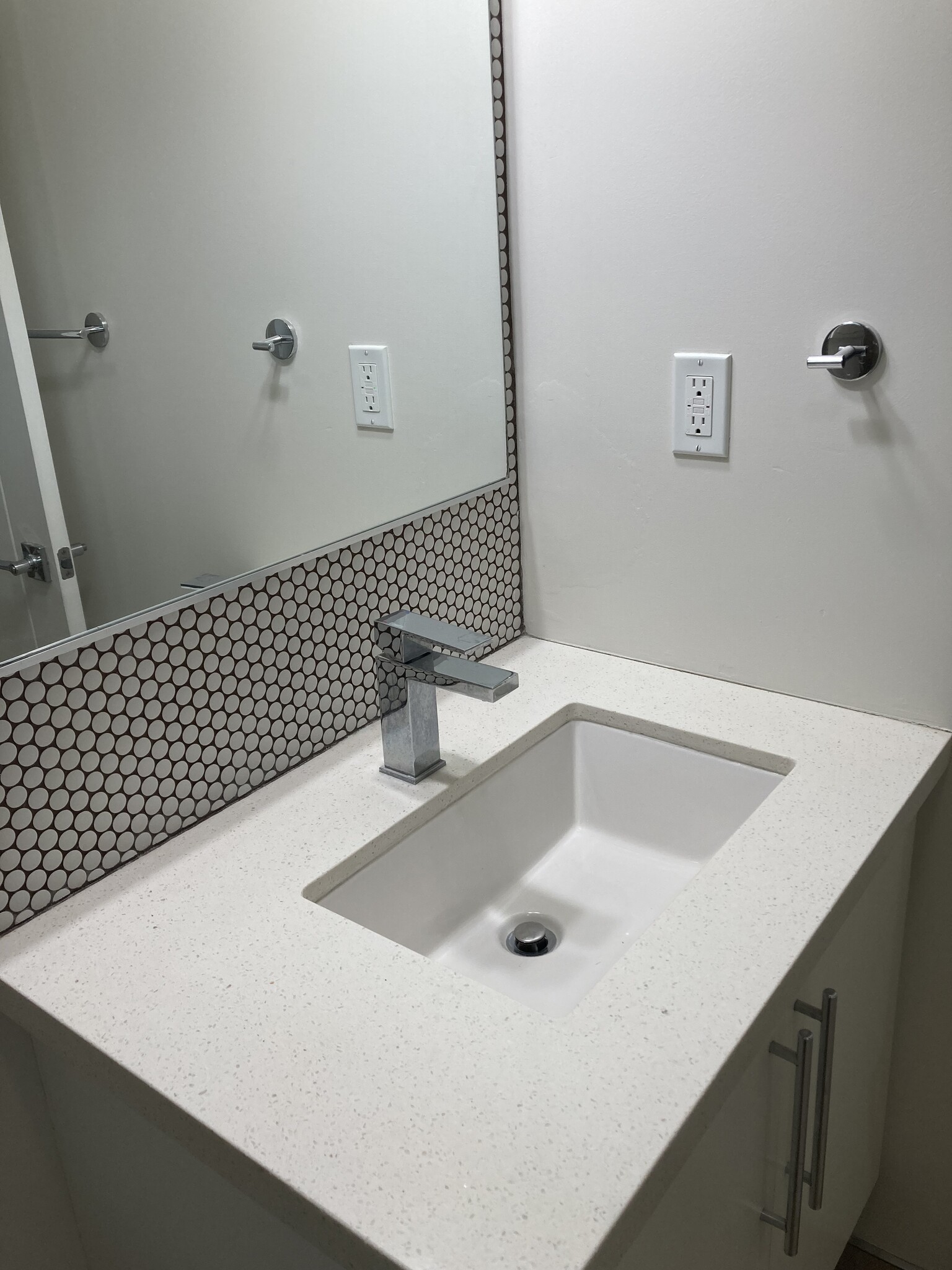 2nd Full Bath - 648 N Serrano Ave