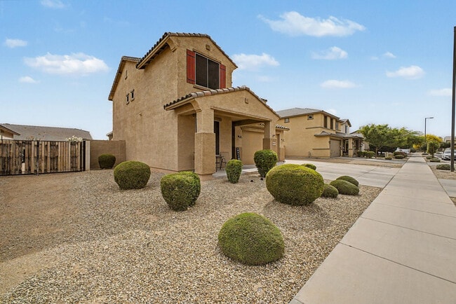 Building Photo - 18235 W Ida Ln